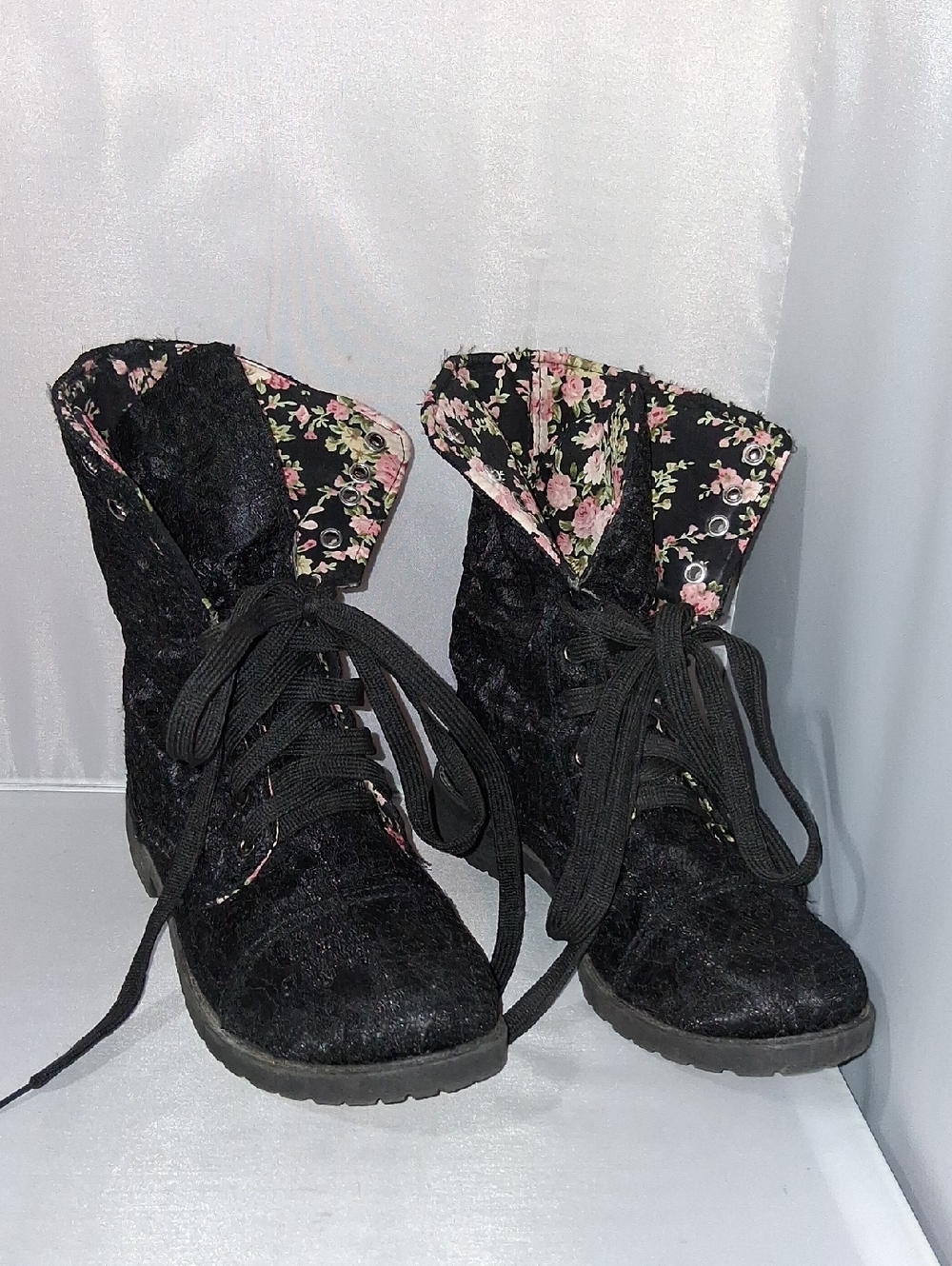 Hot Topic lace boots with florsl interior, size 7